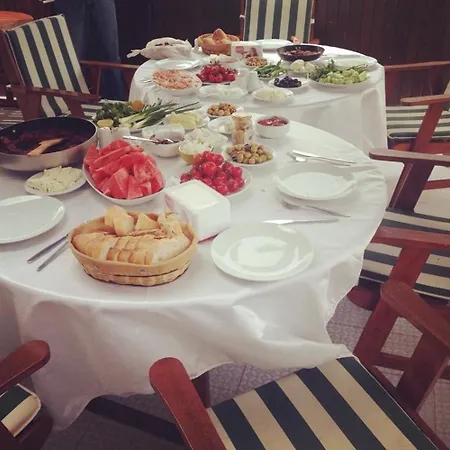 Ayda Kuşadası